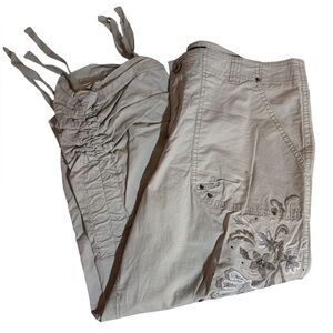 INC International Concepts Khaki Floral Embroidered Cargo Capris, size 12
